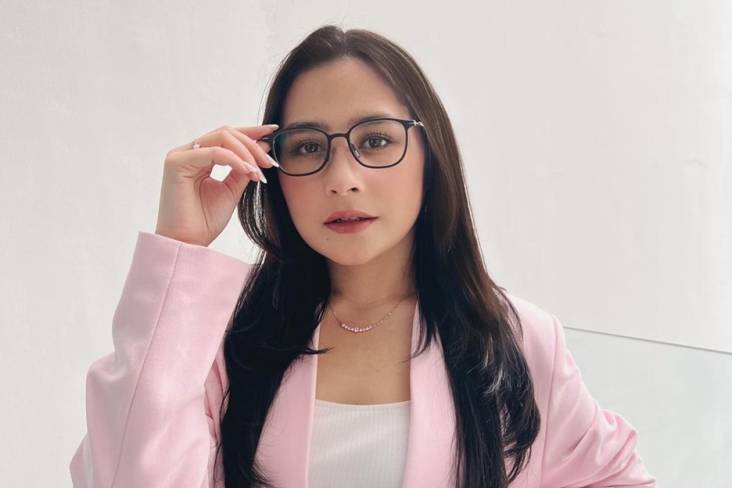 Prilly Latuconsina Tepis Kabar Nyaleg Gantikan Seseorang pada di pemilihan raya 2024